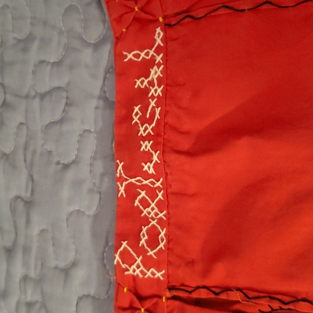 Vintage Hand Embroidered Portugal Half Apron - Picture 3 of 10